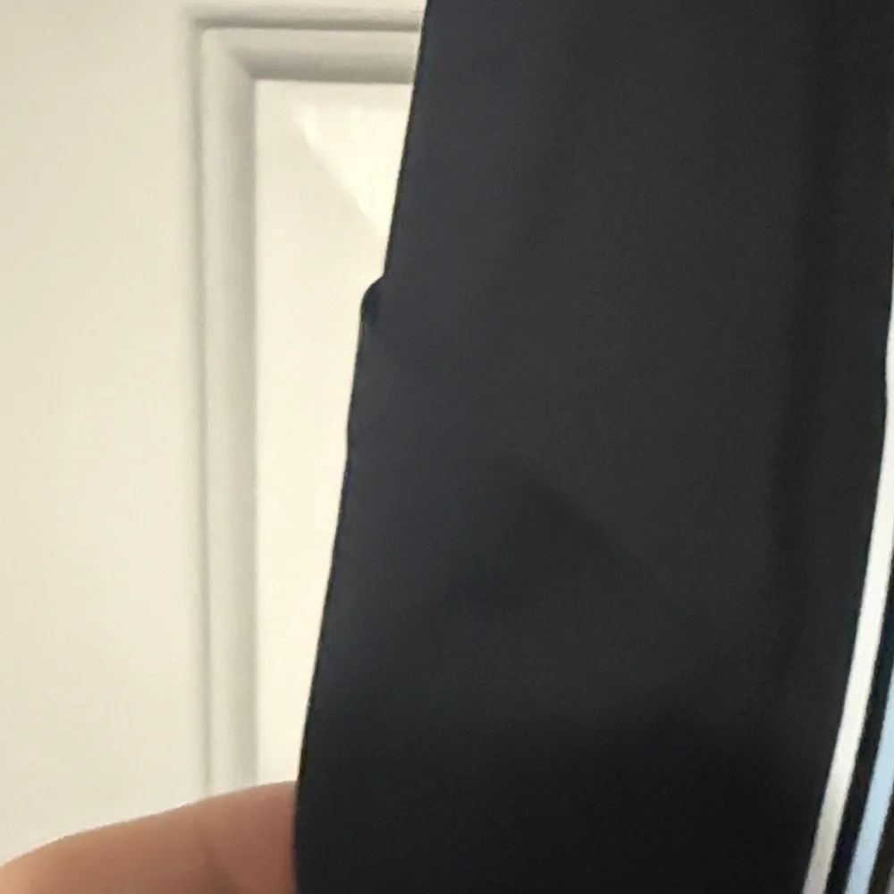 Lululemon Speed Light Tight Leggings Size 8 with drawstring. - Picture 4 of 7